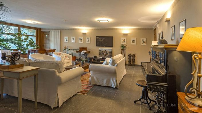 Image No.19-13 Bed Apartment for sale