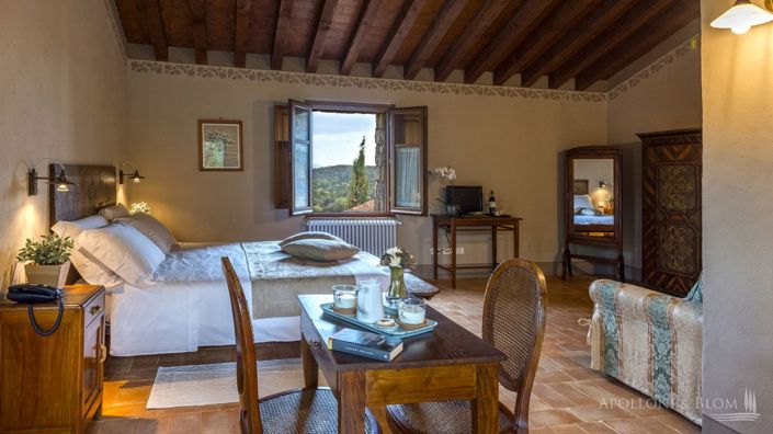 Image No.24-13 Bed Apartment for sale