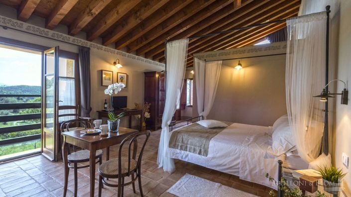 Image No.5-13 Bed Apartment for sale