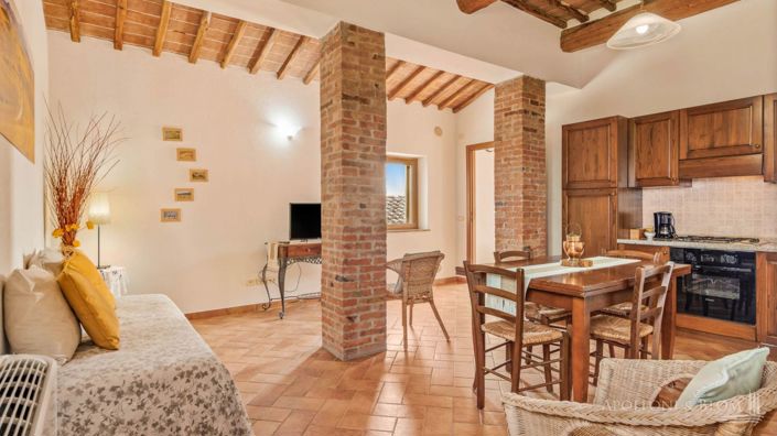 Image No.30-Appartement de 10 chambres à vendre à Asciano