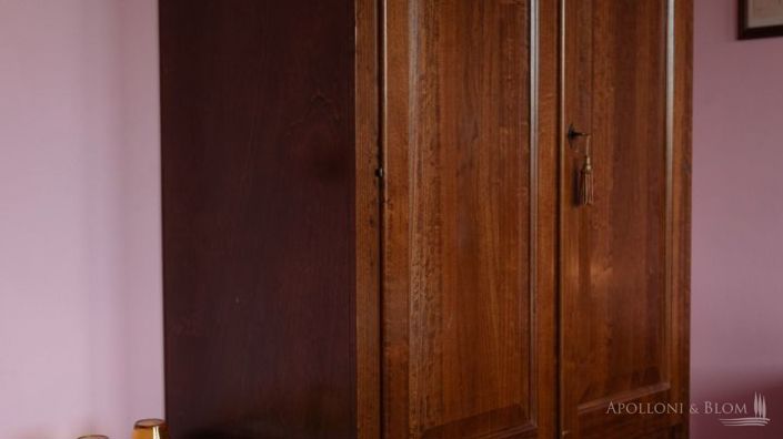 Image No.21-11 Bed Apartment for sale