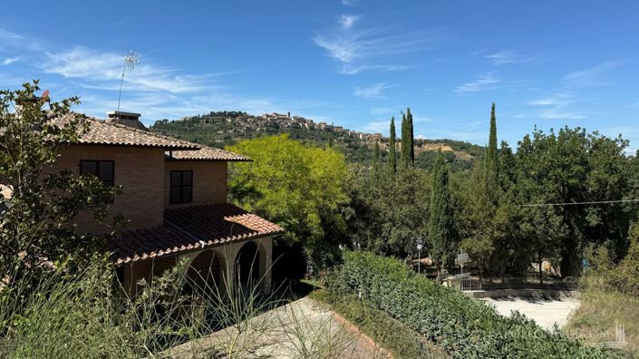 Image No.2-Villa de 4 chambres à vendre à Montepulciano