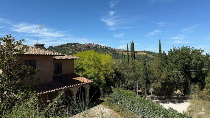 Image No.8-Villa de 4 chambres à vendre à Montepulciano