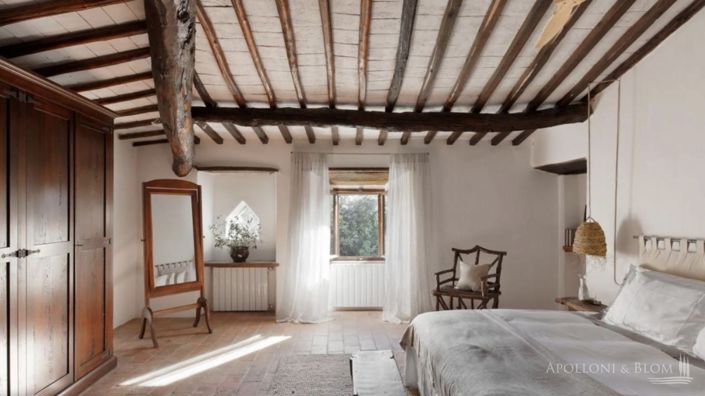 Image No.27-11 Bed Apartment for sale