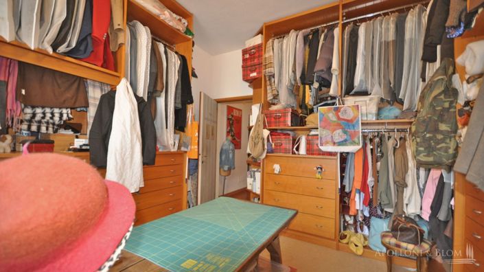 Image No.23-3 Bed Apartment for sale