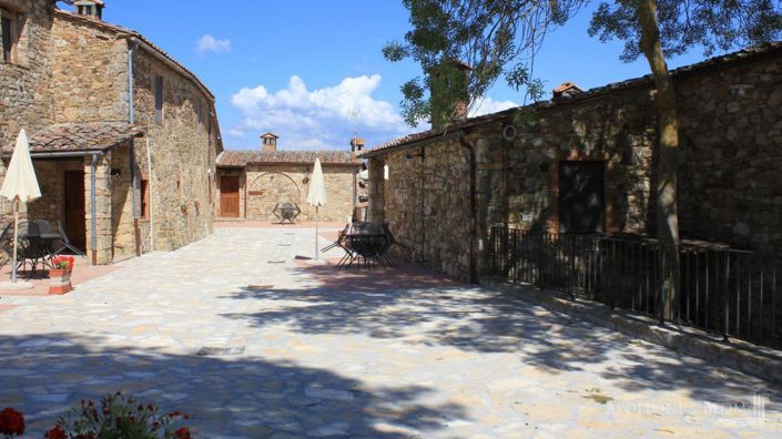 Image No.11-13 Bed Apartment for sale