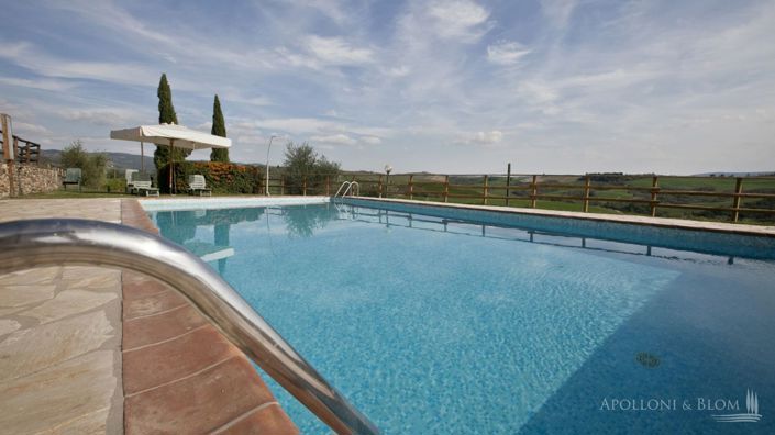 Image No.7-13 Bed Apartment for sale