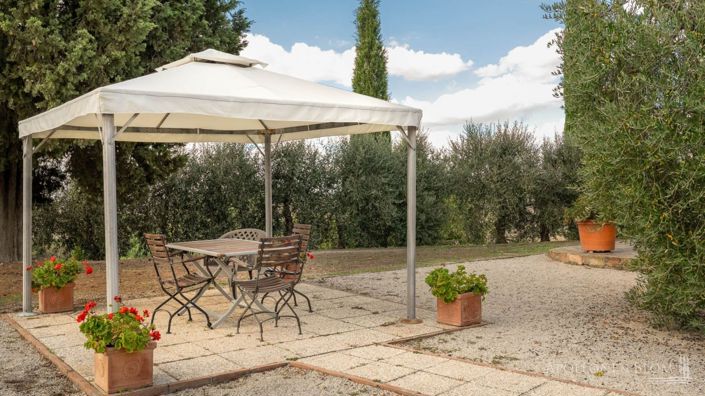 Image No.24-Appartement de 10 chambres à vendre à Montalcino