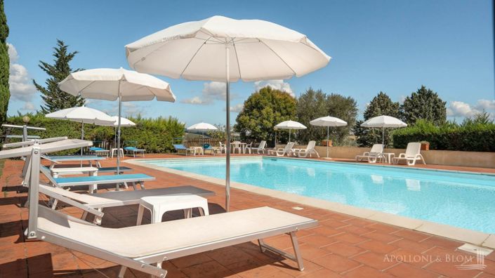 Image No.29-Appartement de 10 chambres à vendre à Montalcino