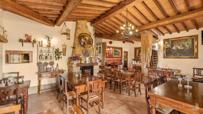 Image No.17-Appartement de 15 chambres à vendre à Sienne