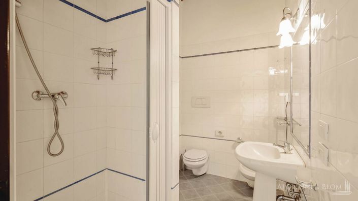 Image No.27-15 Bed Apartment for sale