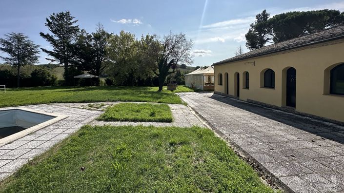 Image No.7-15 Bed Apartment for sale