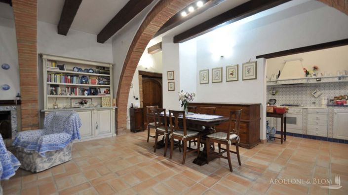 Image No.23-Appartement de 4 chambres à vendre à Montalcino