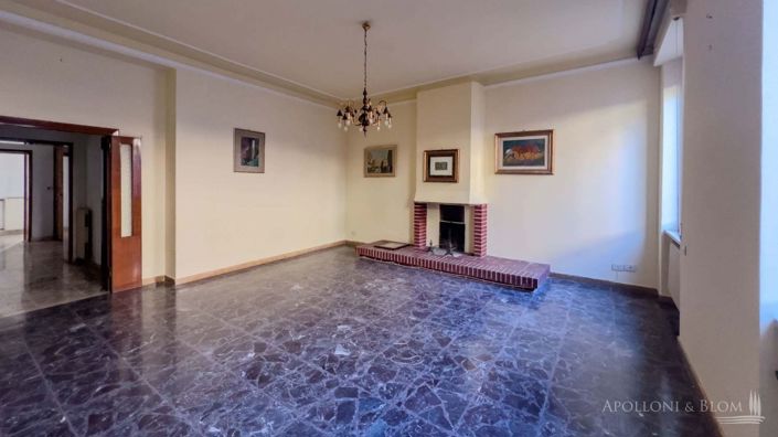 Image No.8-4 Bed Apartment for sale