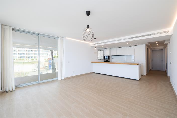 Image No.14-3 Bed Apartment for sale