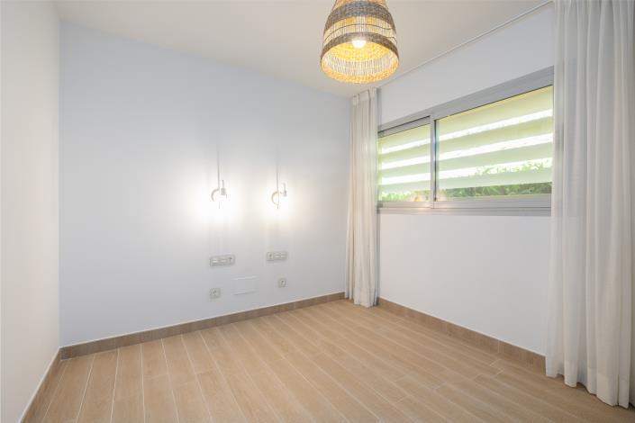 Image No.18-3 Bed Apartment for sale