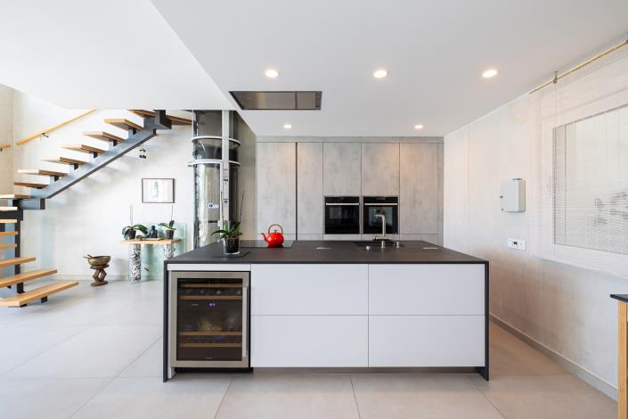 Image No.4-3 Bed Penthouse for sale