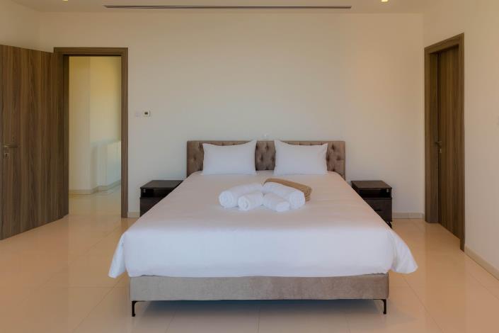 Image No.9-3 Bed Villa for sale