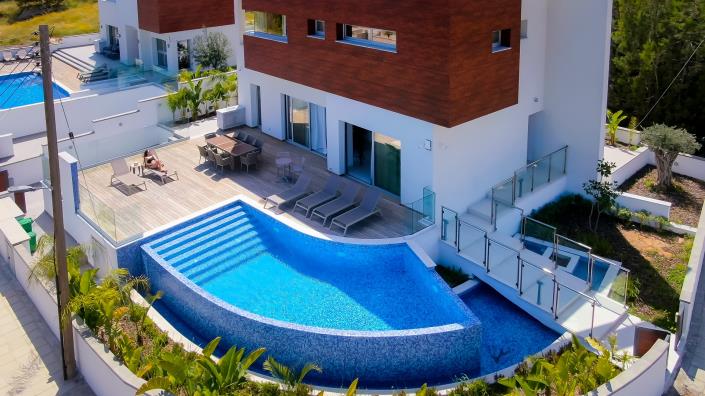 Image No.3-3 Bed Villa for sale