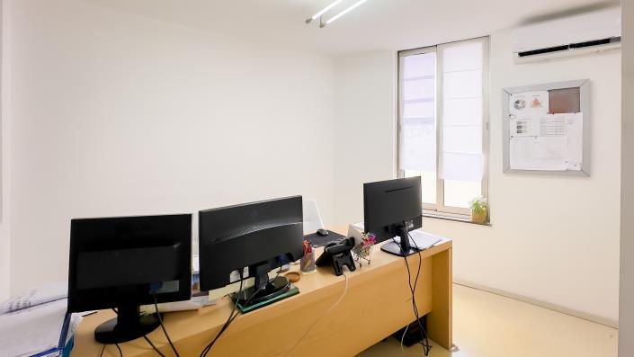 Image No.22-Commercial à vendre à Aradippou