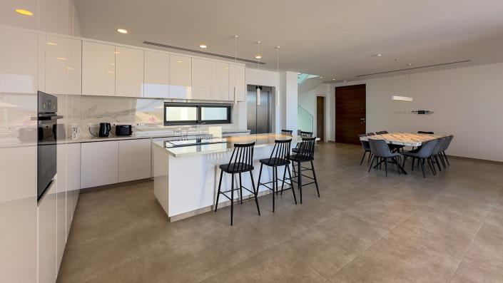 Image No.33-4 Bed Villa / Detached for sale