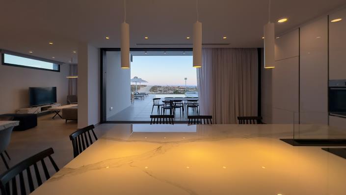 Image No.49-4 Bed Villa / Detached for sale