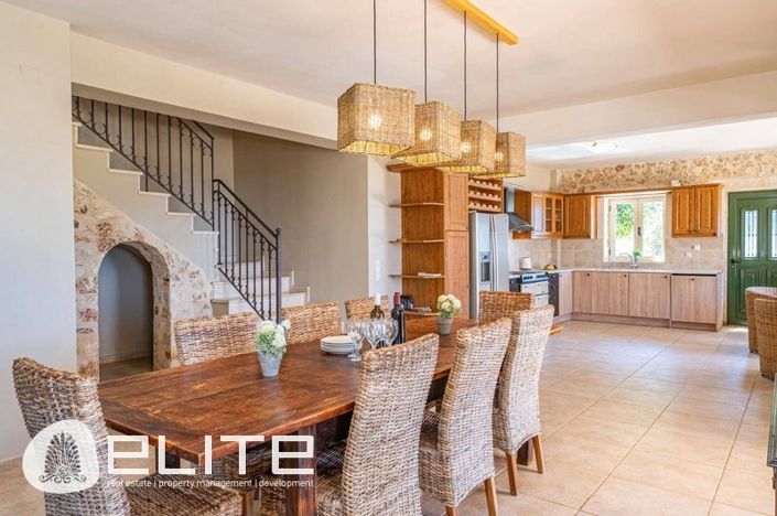 Image No.5-Villa de 4 chambres à vendre à Old Skala