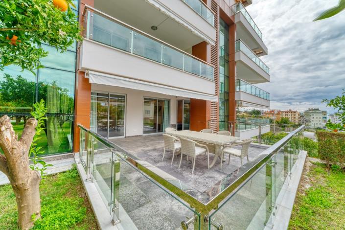 Image No.49-3 Bed Apartment for sale