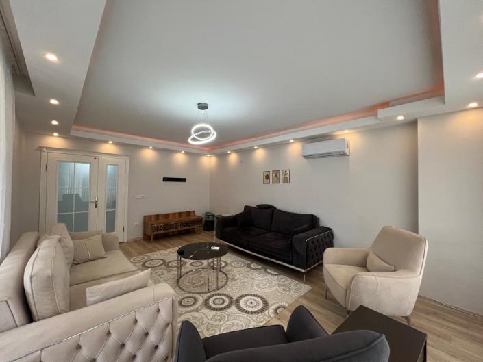 Image No.21-3 Bed Apartment for sale