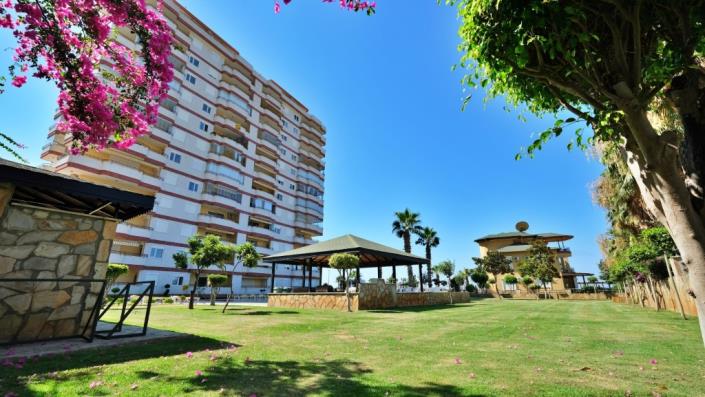 Image No.9-2 Bed Apartment for sale