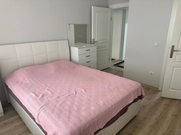 Image No.15-3 Bed Apartment for sale