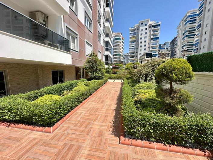 Image No.26-2 Bed Apartment for sale