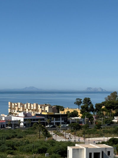 Image No.43-3 Bed Apartment for sale