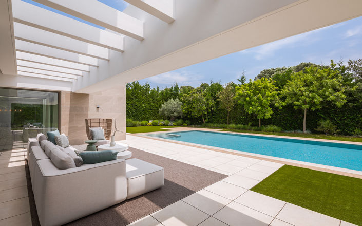 Image No.10-5 Bed Villa for sale