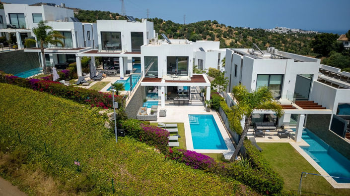 Image No.3-5 Bed Villa for sale