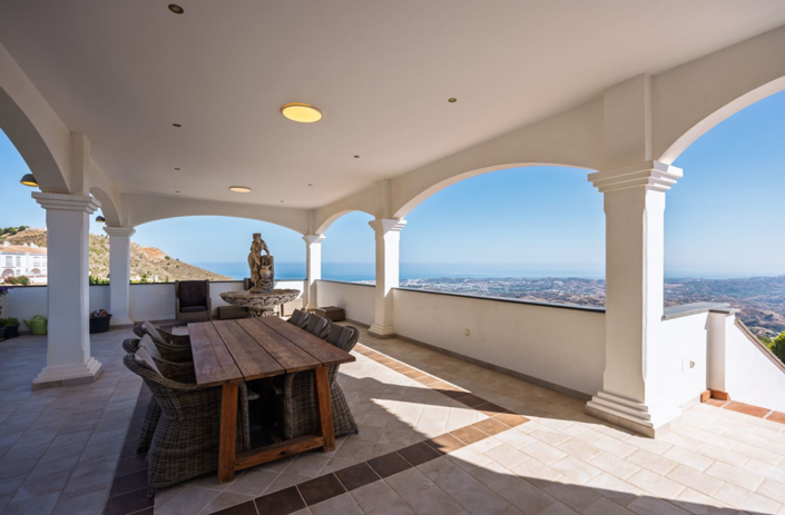 Image No.4-Villa de 4 chambres à vendre à Mijas