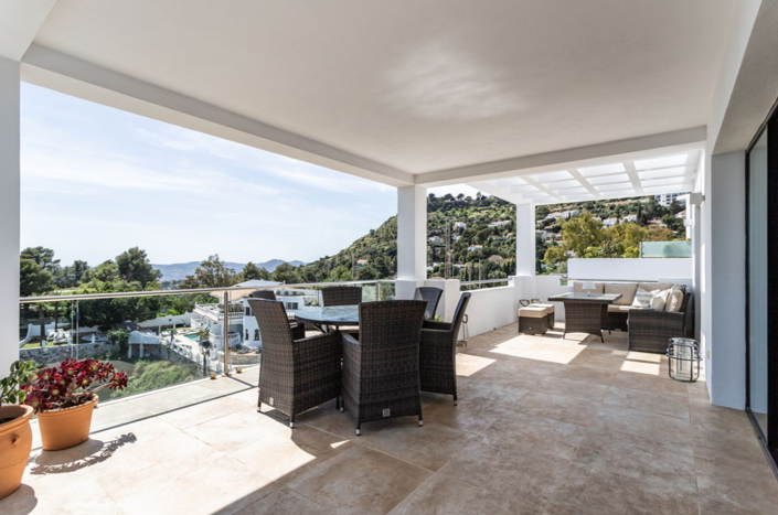 Image No.10-3 Bed Villa for sale