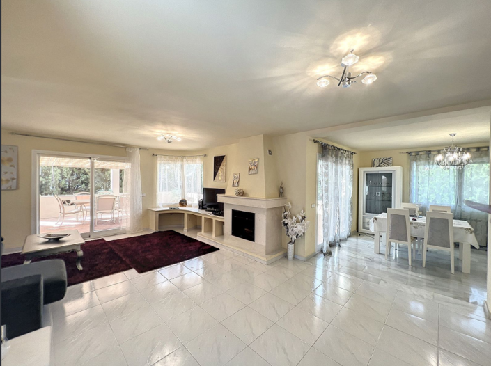 Image No.7-5 Bed Villa for sale