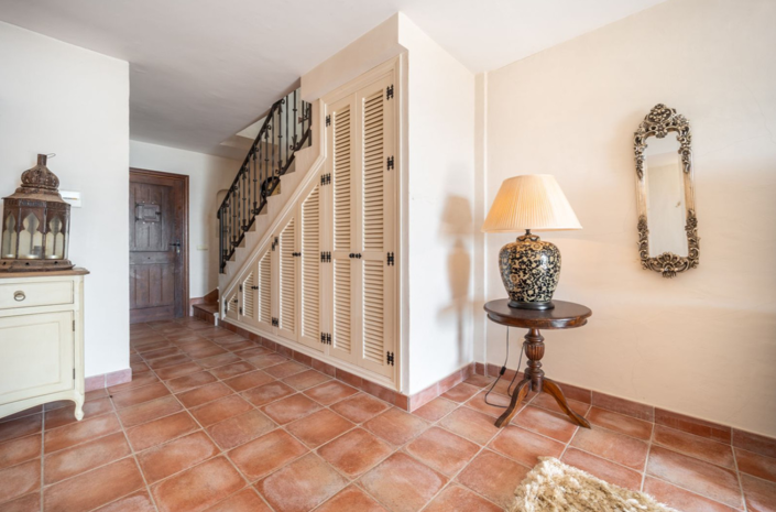 Image No.14-5 Bed Villa for sale