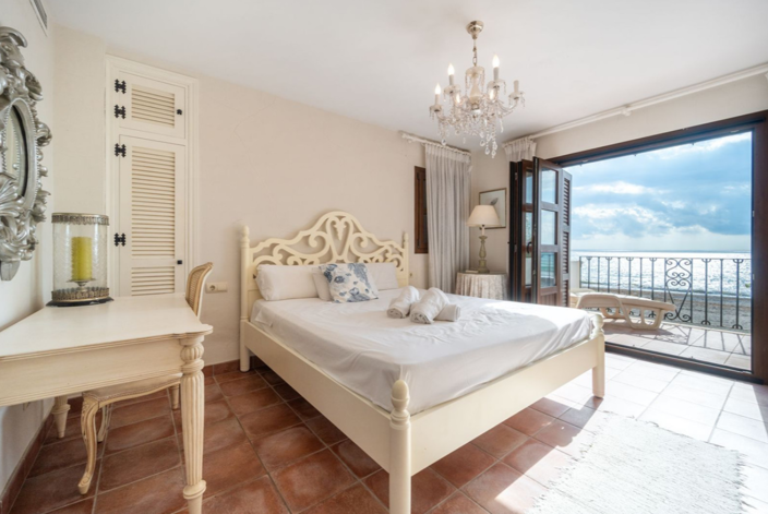 Image No.22-5 Bed Villa for sale