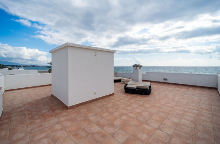 Image No.34-5 Bed Villa for sale