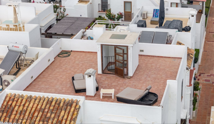 Image No.36-5 Bed Villa for sale