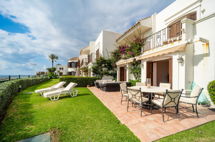 Image No.6-5 Bed Villa for sale