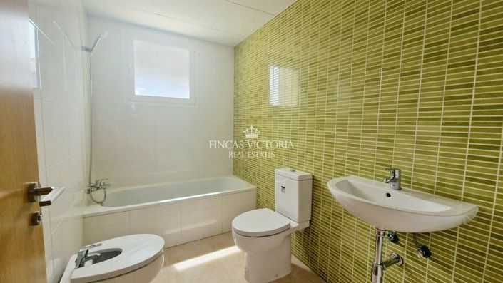 Image No.18-4 Bed Villa for sale