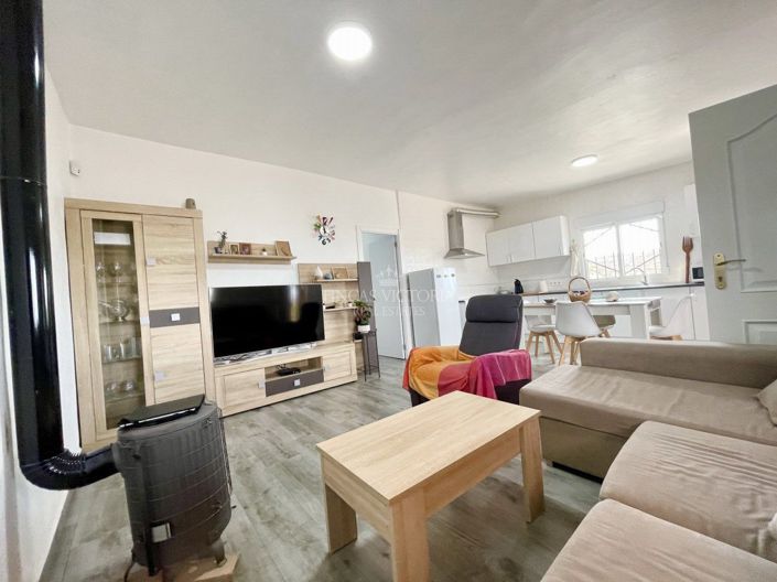 Image No.18-2 Bed Property for sale