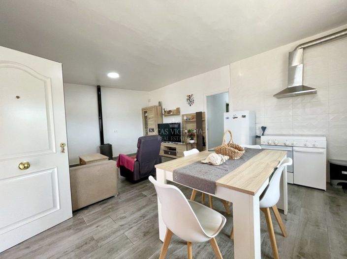 Image No.24-2 Bed Property for sale