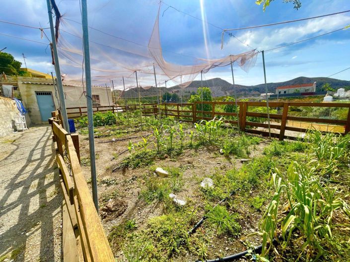 Image No.36-2 Bed Property for sale