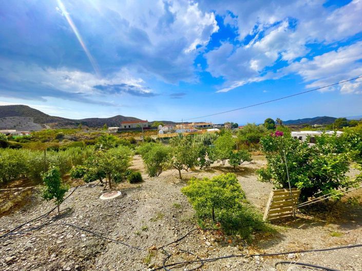 Image No.9-2 Bed Property for sale