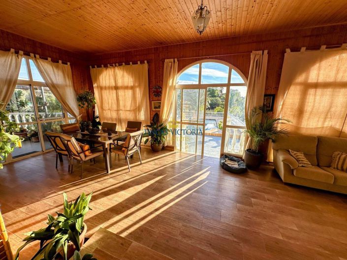 Image No.36-3 Bed Property for sale