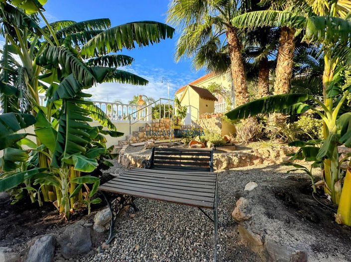 Image No.48-3 Bed Property for sale